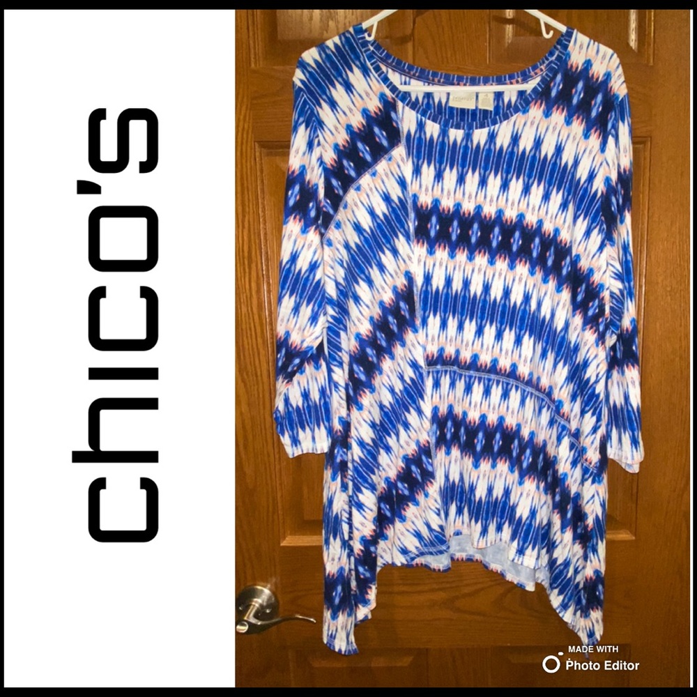 EUC Chico’s Zenergy Size 4 Asymmetric Tie Dye Chevron Top